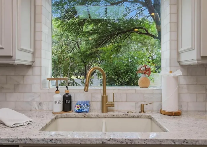 Golf & Pool Oasis Retreat